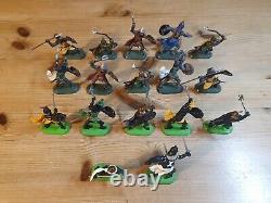 Britains Deetail Sword Castle Playset Knights Turks & Robin Hood Figures x60