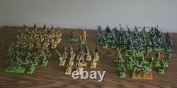 Britains Deetail Toy Soldiers Large Set 81 Pieces 1971