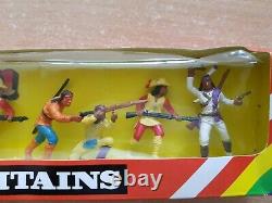 Britains Deetail Wild West Apache Indians Boxed Set of 7 (lot 3232)