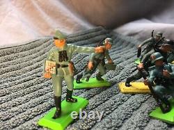 Britains Deetail toy soldiers WW2 Germans, Vintage 1970