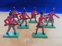 Britains English Napoleonic Soldiers 15 Items 1.32 Scale Preloved Good