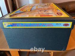 Britains / Ertl Circus Street Scene Diorama Set 1/32 08673 New & Unused
