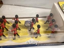Britains Eyes Right Soldiers 7243 Band Of Scots Guards Very Near Mint In Box