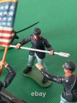 Britains Eyes Right / Swoppets ACW Federal Gun Crew + Others No 35