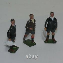 Britains Famous Football Lead Toy Series Linesman x 2 and Referee