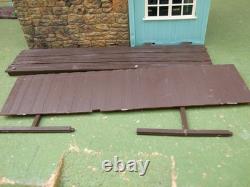 Britains Farm. Meadow Farm Cottage No 4716