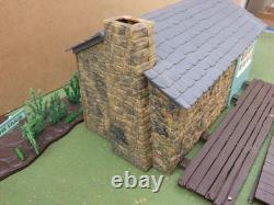 Britains Farm. Meadow Farm Cottage No 4716