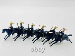 Britains From Set 106 6th Dragoons 1925 version -Trumpeter & 5 x Dragoons