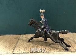 Britains From Set 10 An Extremely Rare 17th Lancer. Pre War, 1893