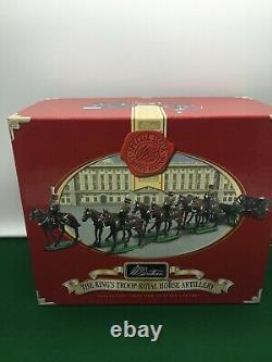 Britains Gloss 1/32 Scale Toy Soldier Royal Horse Artillery Mounted 40188