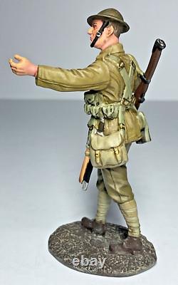 Britains Going Up The Line British Infantry Handing Out Ammo 1916 WW1 #23099