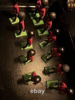 Britains Grenadier Guard 11x Metal Soldiers excellent