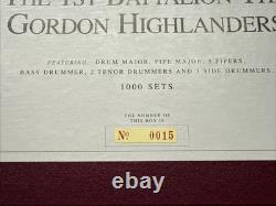 Britains Hamleys 1st Battalion Gordon Highlanders Drums & Pipes #0015/1000