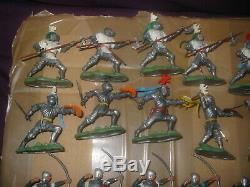 Britains Herald Swoppet Knights, A Mixed Lot, 31 In Total