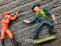 Britains Herald Vintage plastic Soldiers Cowboys