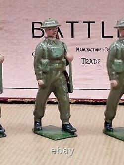 Britains Hollowcast Set No. 1858 British Infantry In Battle Dress