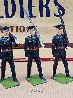 Britains Hollowcast Set No. 2089 Gloucestershire Regiment