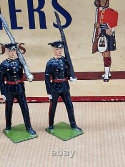 Britains Hollowcast Set No. 2089 Gloucestershire Regiment