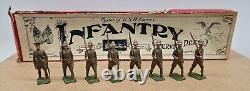 Britains Hollowcast Set No. 227 USA Infantry