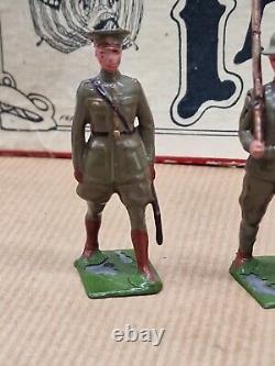 Britains Hollowcast Set No. 227 USA Infantry