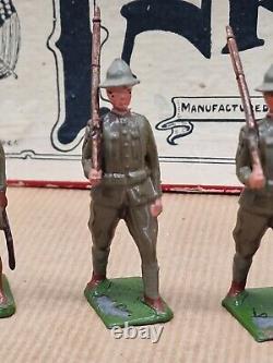 Britains Hollowcast Set No. 227 USA Infantry