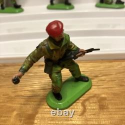 Britains Holy Grail Super Deetail Paratrooper. Figure 4 Frag