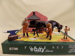 Britains. Home Farm No. 8706, Forge set