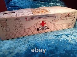 Britains Hospital Ward, 4 Beds. Doctor, Nurses. Patients Accessories Boxed