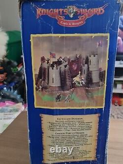 Britains Knights Of The Sword 7791 Castle And Dungeon Sword Castle Vintage Toy