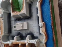 Britains Knights Of The Sword 7791 Castle And Dungeon Sword Castle Vintage Toy