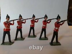 Britains Lead Soldiers 14 Pc Set, Queens Royal Regiment Orginal Box # 2086
