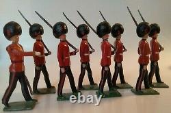 Britains Lead Soldiers 8 Pc Set British Coldstream Guards Marching Org Box 1515