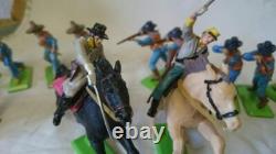 Britains Ltd 1971 Deetail ACW Mexicans Cowboys 19 figures