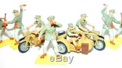Britains Ltd Deetail 132 GERMAN WWII AFRIKA KORPS INFANTRY SOLDIERS MOTORCYCLES