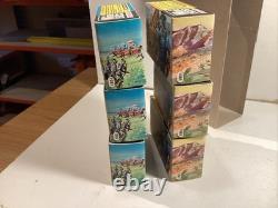 Britains Mini Sets 1061 & 1081 Cowboys & Indian Knights In Combat Shop Trade Box
