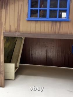 Britains Models No. 4720 Ranch Livery Stable Farmyard Barn rare BB1