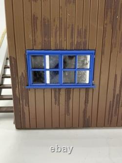 Britains Models No. 4720 Ranch Livery Stable Farmyard Barn rare BB1