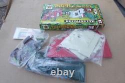 Britains No. 4731 Bombed Buildings Set Army Group 1976, As Photo's