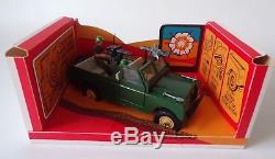 Britains No. 9778 Military LWB Land Rover Vintage Diecast Model, 54mm, Deetail