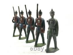 Britains PRUSSIAN INFANTRY OF THE LINE Antique Exquisite Toy Soldier RARE DEPOSE