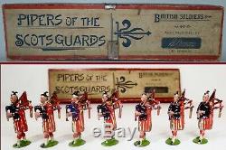 Britains Pre-War #69 Pipers of Scots Guards AA-11419