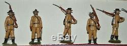 Britains Pre-War Set #28 Boer Infantry (1899) VERY GOOD to EXCELLENT AA-11689