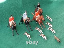 Britains Pre-war Lead Hunt Set Full Cry Mounted Huntsmen Women With Hounds & Fox