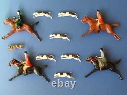 Britains Pre-war Lead Hunt Set Full Cry Mounted Huntsmen Women With Hounds & Fox