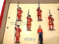 Britains Pre-war Set 1257 Yeomen Of The Guard From 1932 Rare With Box
