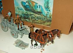 Britains Premier 8920 WW1 Horse Drawn Wagon & 2 Horses & 4 Man ASC & Adhoc Box