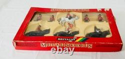 Britains Queen Elizabeth 8 Piece Toy Soldier Guards Horse Set In Box Collect