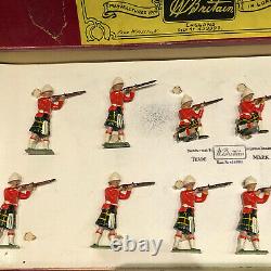 Britains Rare Boxed Display Set 1325 Gordon Highlanders Firing. Pre War c1935