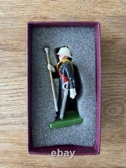 Britains Royal Marines Band & Colours Figures