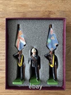 Britains Royal Marines Band & Colours Figures